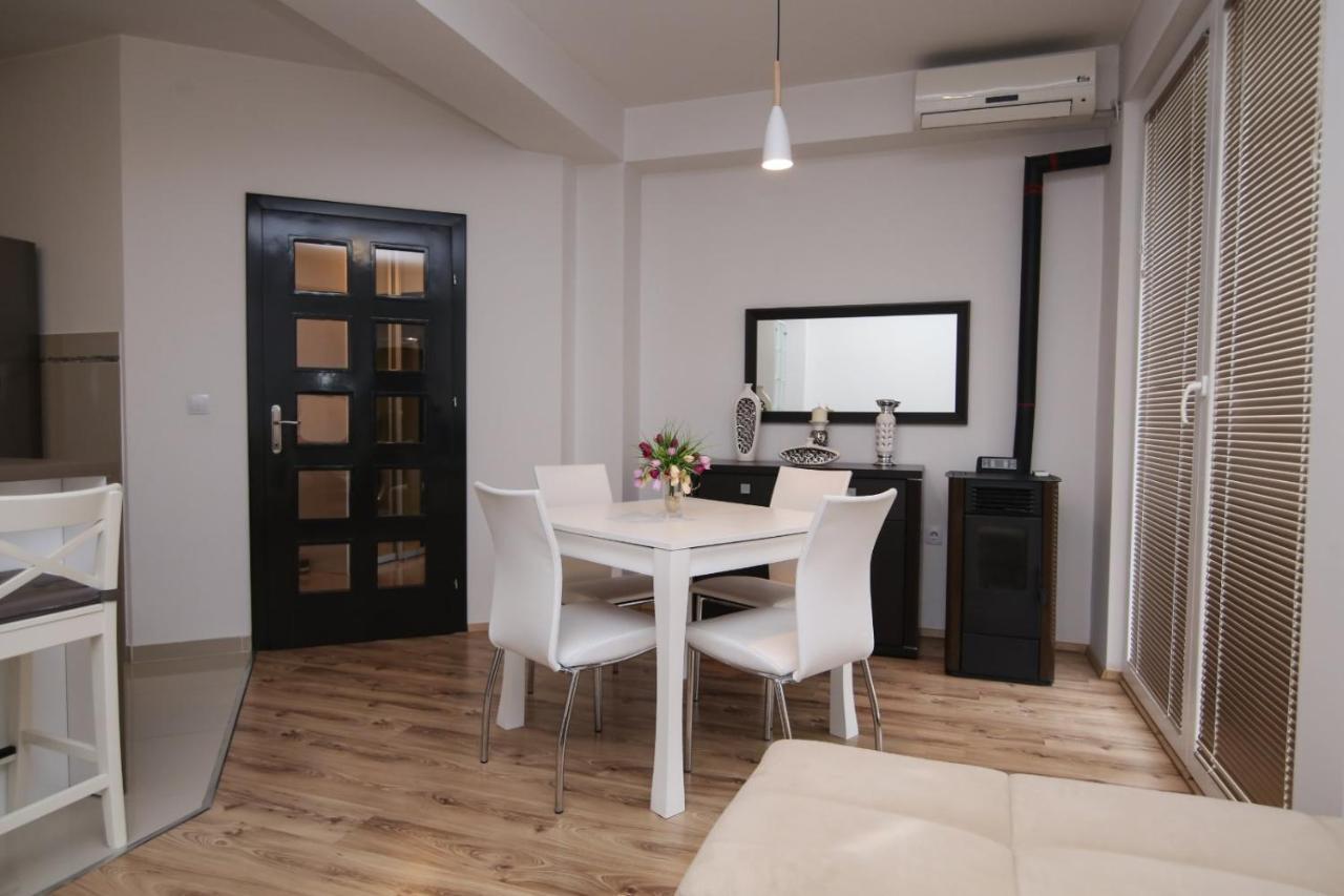 דירה Ohrid City Apartments
