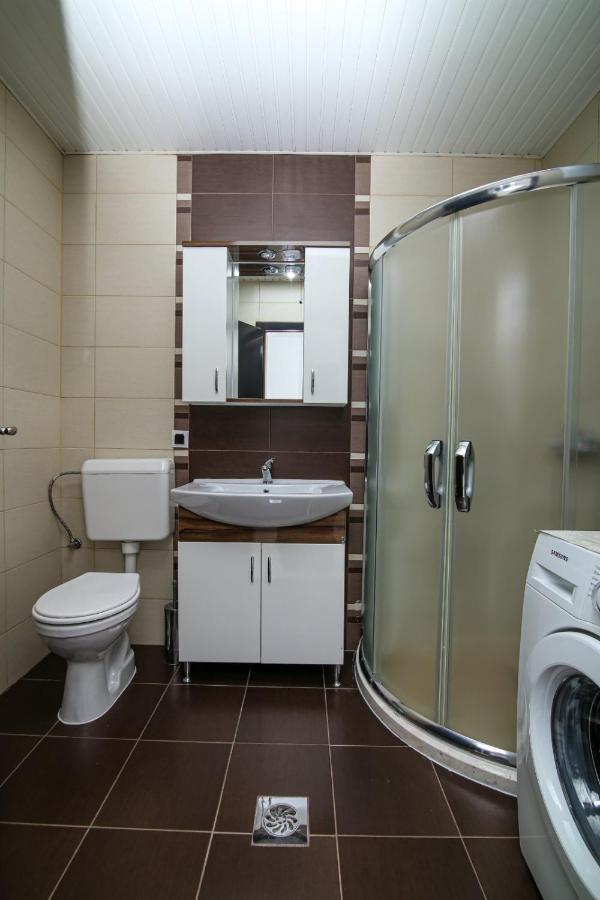 Ohrid City Apartments דירה